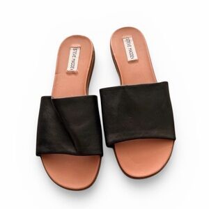 Steve Madden Women's Black Slide Sandals Size 8 NWOT Minimalist Flat Summer